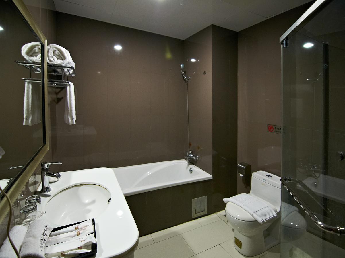 James Joyce Coffetel Hotel Guangzhou Shi Jing City Square Branch Exterior photo